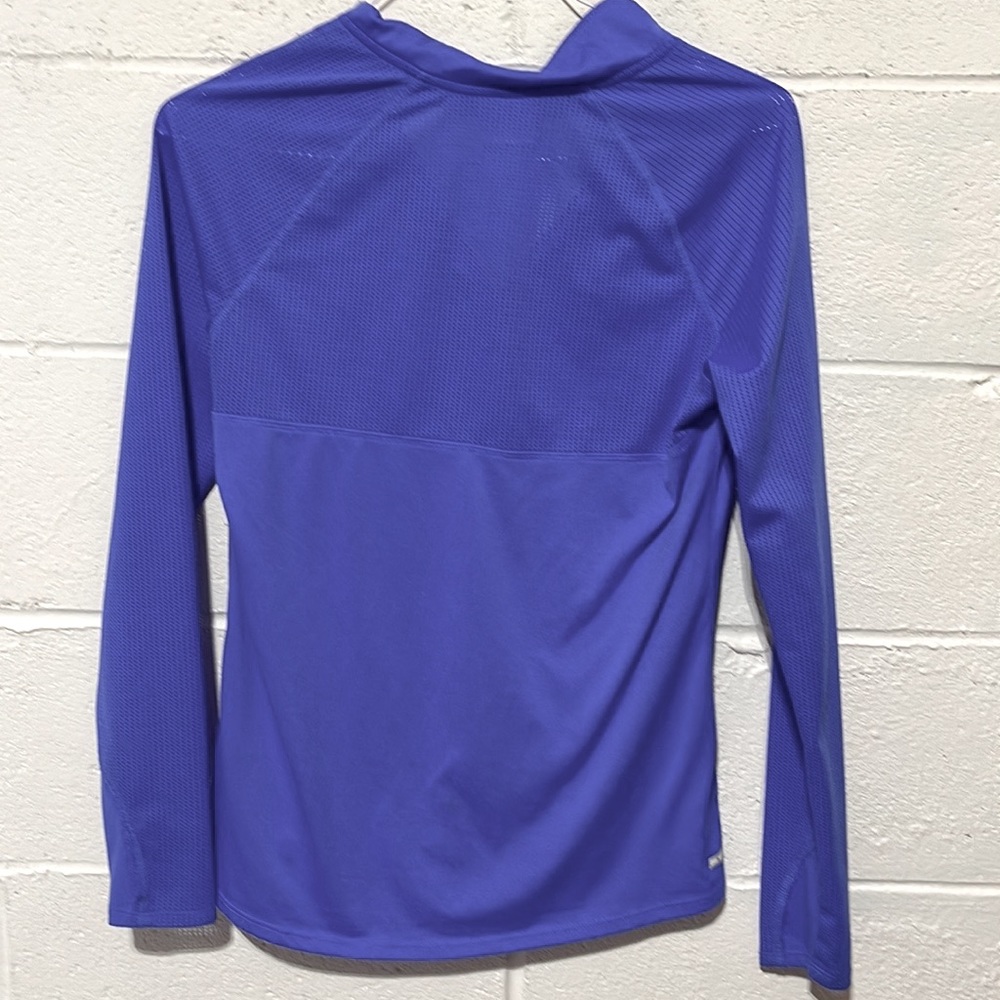 Sports wear